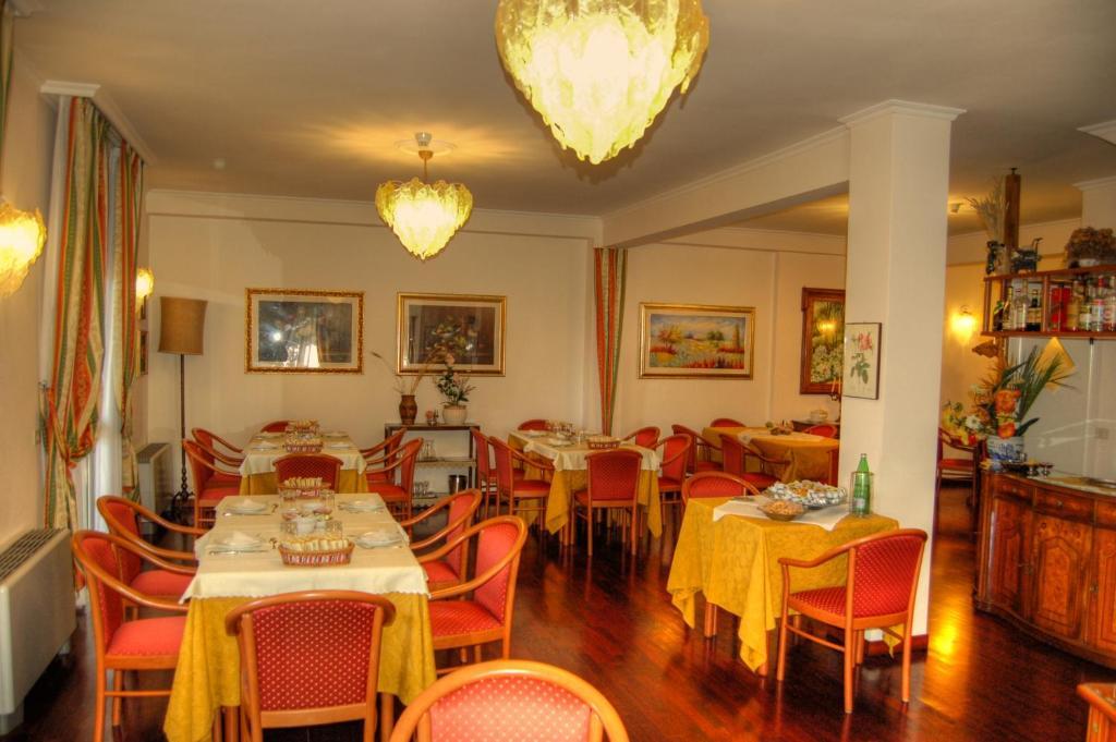 Clarice Hotel Castelnuovo Di Porto Exteriör bild